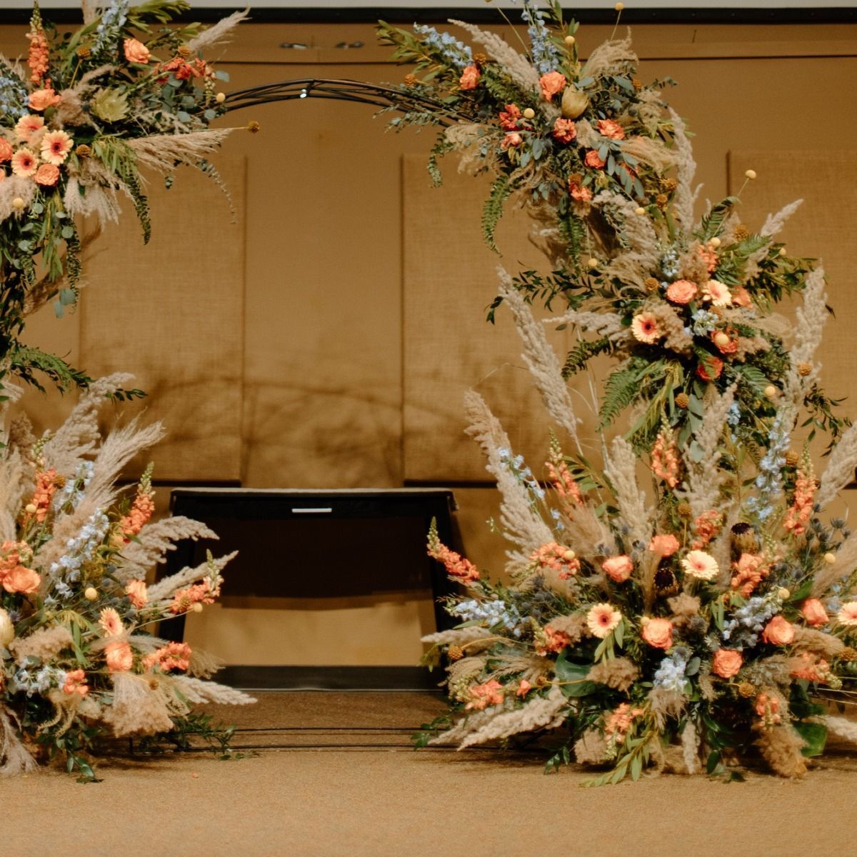 Boho floral arch, Pella, Iowa