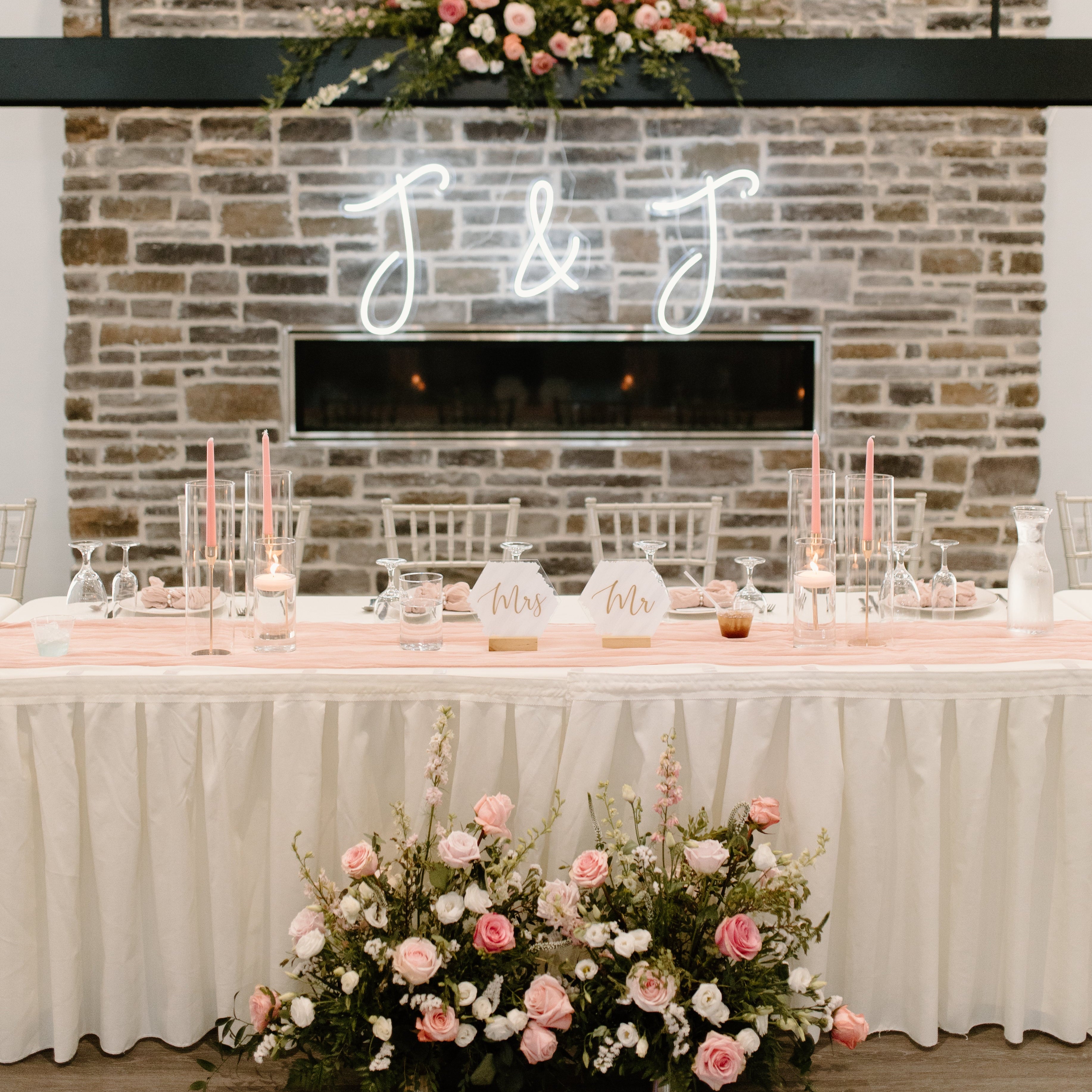 Sweetheart table florals for wedding, Pella, Iowa